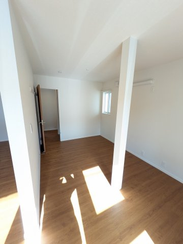 オルタンシアⅡの洋室