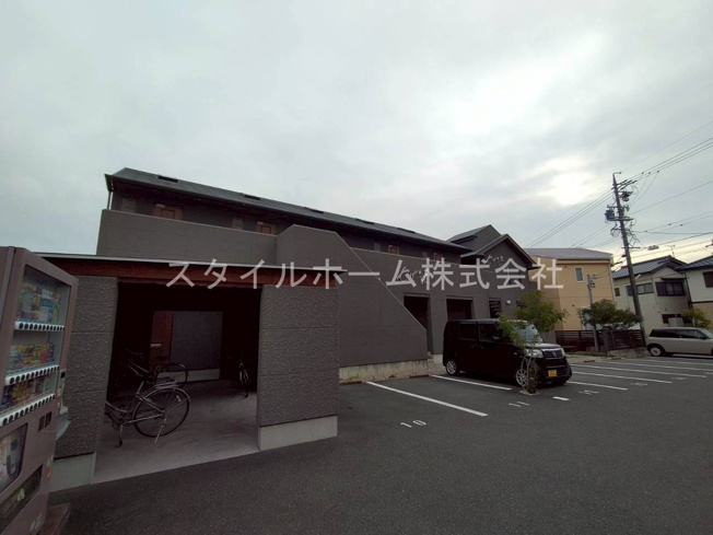【駐車場】 | セザンヌ飯村　A
