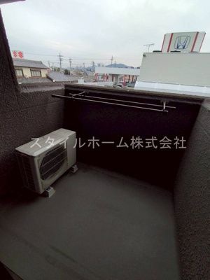 【バルコニー】 | セザンヌ飯村　A
