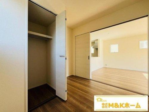 知多郡武豊町大字冨貴字市場　全3棟　1号棟の洋室|1階洋室3.75帖☆