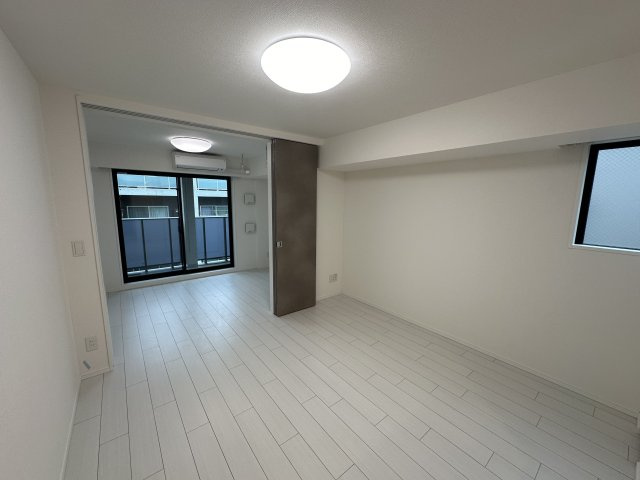 ＧＲＡＮ ＰＡＳＥＯ三宿の内装|内装は落ち着いています