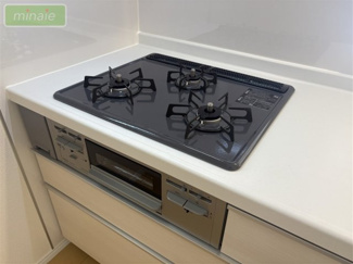 【キッチン】 | 小学校7分　大型ウォークインクロゼット　大穴南1　全3棟　C号棟 | 施工例