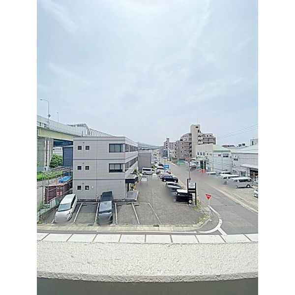 MIDORIビルの外観
