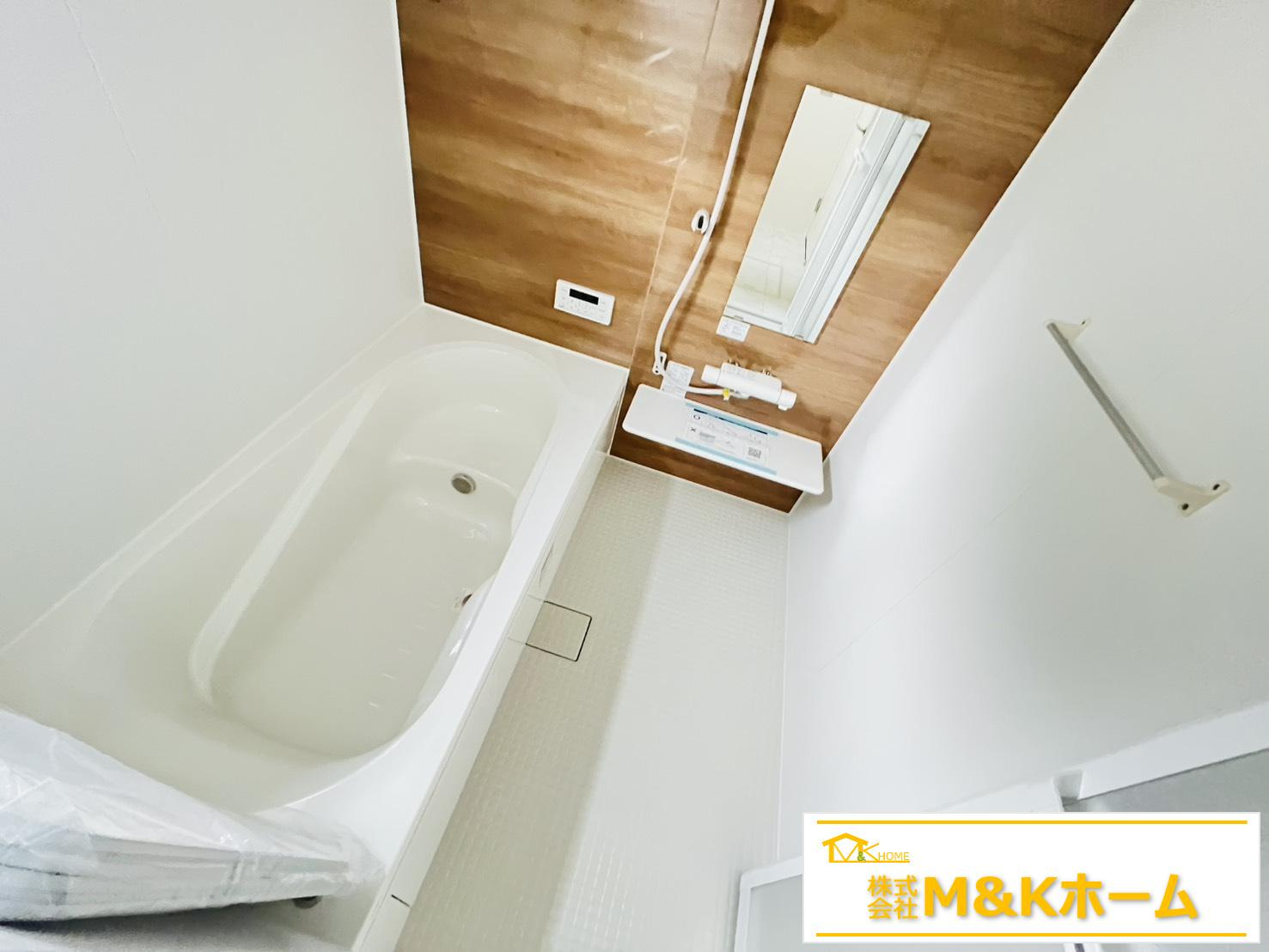 知多郡武豊町大字冨貴字市場　全3棟　2号棟の浴室|浴室　1日の疲れを落とせます♪