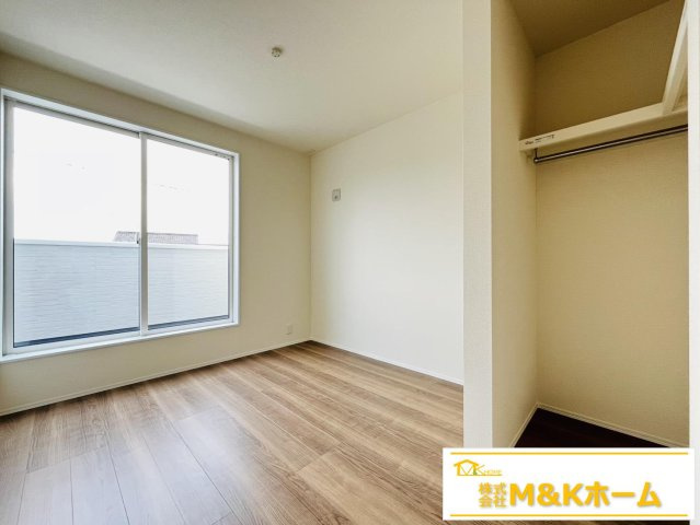 知多郡武豊町大字冨貴字市場　全3棟　2号棟の洋室|洋室5.06帖♪