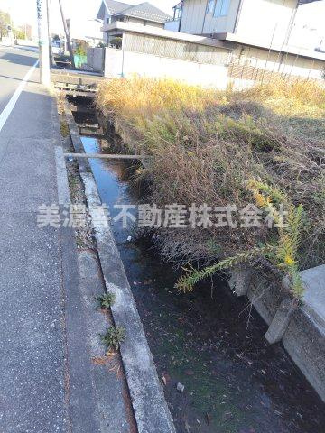 ６６３１７　大垣市中川町土地の外観