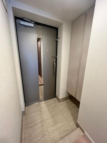 ベルファース神田神保町の玄関|ベルファース神田神保町