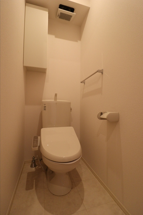 アンリ．Ｄのトイレ