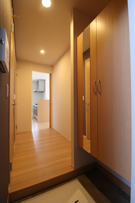 アンリ．Ｄの玄関