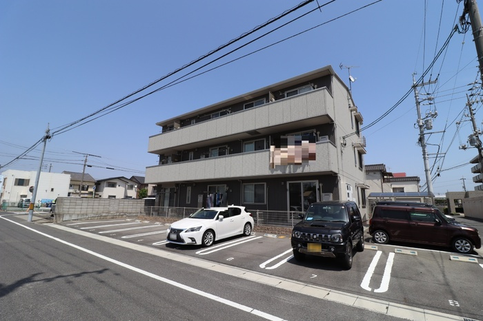 アンリ．Ｄの外観