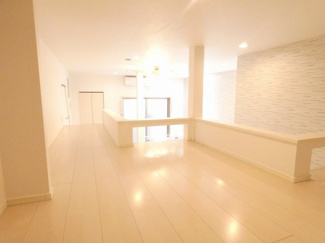 【寝室】 | エデン