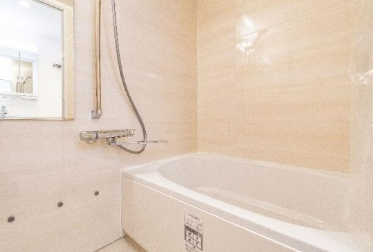 【中古マンション】エンゼルパークサイド鶴ヶ島の浴室|綺麗な新品の浴室☆
