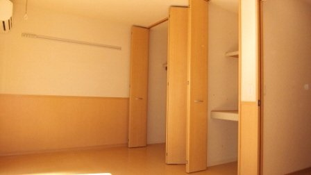 ルポゼ東中山の収納|収納も充実しています(写真別間取りです）