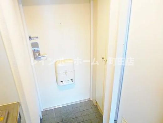 ホーユウコンフォルト大和中央※初期費用分割あと払いサービス利用可能物件の玄関