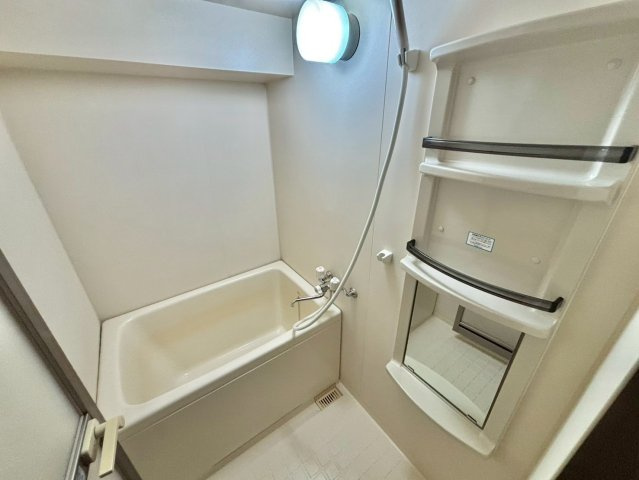 サンヴェール坊垣の浴室