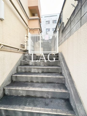 【その他共用部分】 | ウエストインパート１０ | 共用階段です。