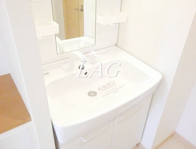 【洗面所】 | フラワーレジデンス | 洗面台です。
