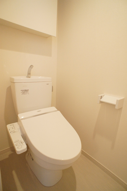川口市芝富士２丁目の賃貸マンションのトイレ