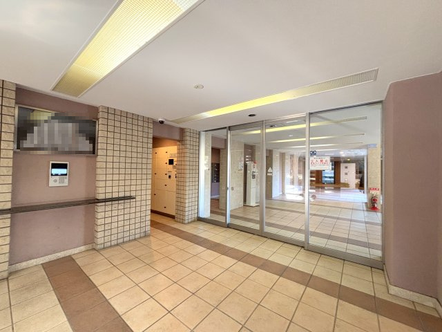 エントランス入り口部分