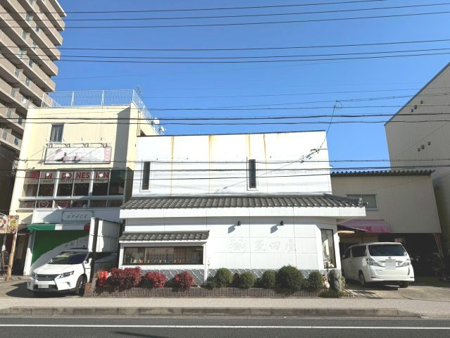 新安城菱田様貸店舗の外観
