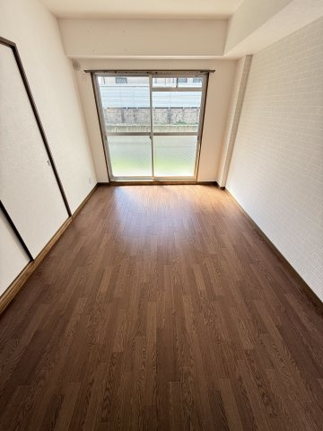 【寝室】 | ジョイカム