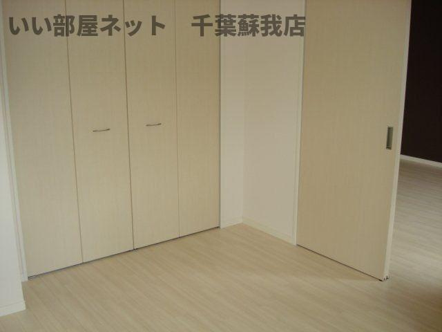 グラン国分寺の寝室|個人の部屋や寝室として使える洋室です