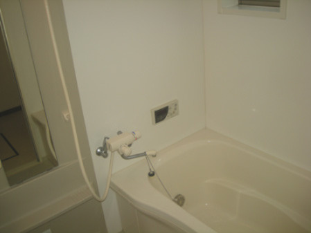 シャーメゾン高石寺尾の浴室|日々の暮らしに欠かせないお風呂です