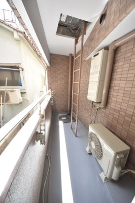 【バルコニー】 | メゾン・ヌーベル新神戸