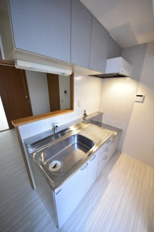 【キッチン】 | メゾン・ヌーベル新神戸