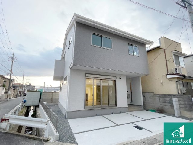 京都市山科区西野楳本町　第4期　新築一戸建ての外観|安心の10年保証！外観を美しく保ち、雨水で汚れを落とします！気になることがありましたら、お気軽にお問い合わせください！