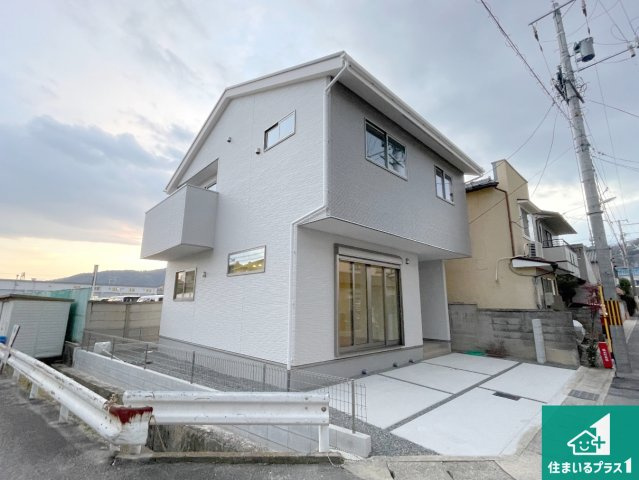 京都市山科区西野楳本町　第4期　新築一戸建ての外観|お客様に長く安心して住んでいだだける事にこだわった家づくり！住んでからのアフターサービスにもしっかりと取り組んでいます！