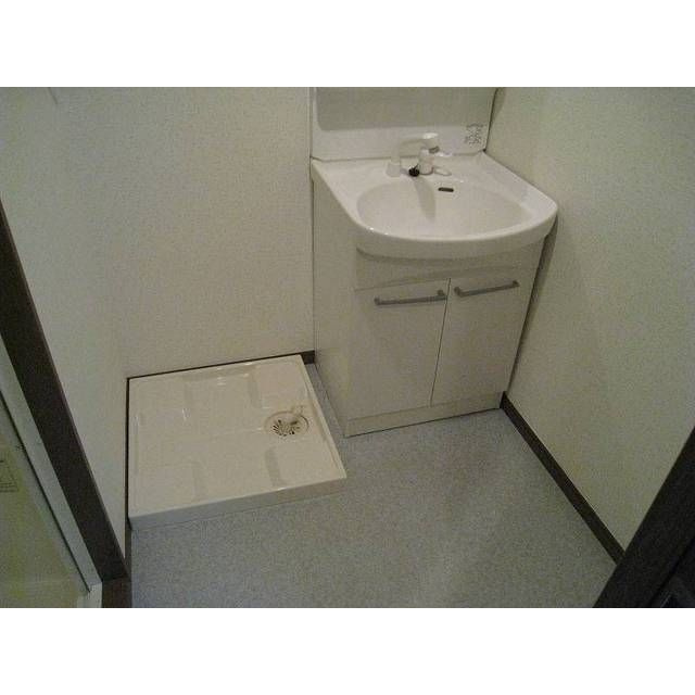 アムール日進Ⅱの独立洗面台