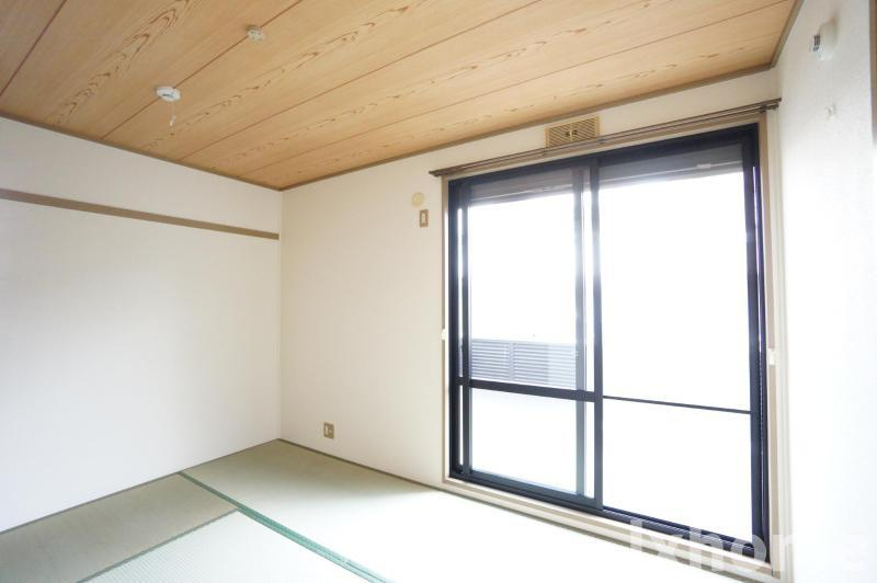 フォーチュンⅣの和室|落ち着いた雰囲気の和室付きです