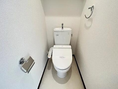 アドバンス神戸グループのトイレ|清潔感のあるトイレです