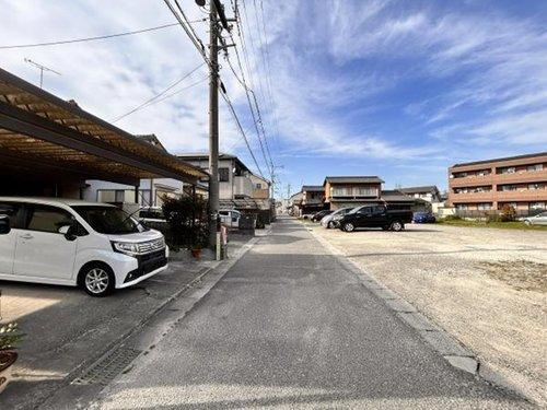 知多市八幡字半田道の前面道路含む現地写真|R6.4.12撮影　間口6ｍ！