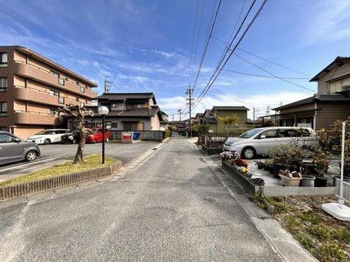 知多市八幡字半田道の前面道路含む現地写真|R6.4.12撮影　前道4ｍ！
