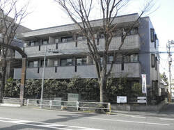 調布市八雲台２丁目の賃貸マンション