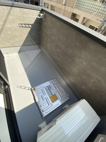 アールユー薬院のバルコニー
