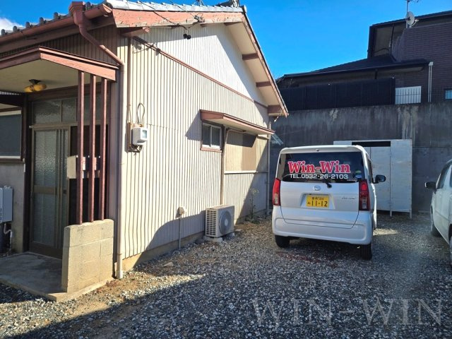 中浜町167番貸家群の駐車場