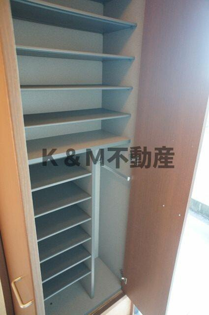 グランシード　Ｃ棟の収納|便利な収納スペースです