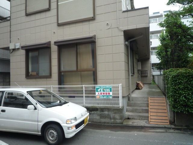 パークワイズ東村山の駐車場