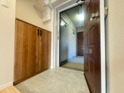 【玄関】 | サンロイヤル池田