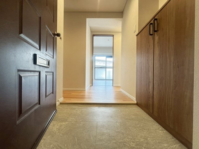 【玄関】 | サンロイヤル池田