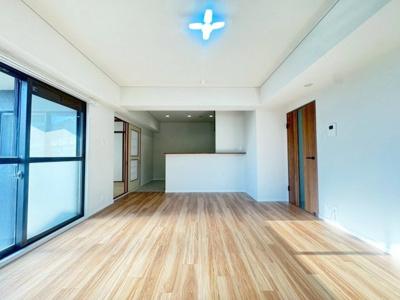 【居間・リビング】 | サンロイヤル池田