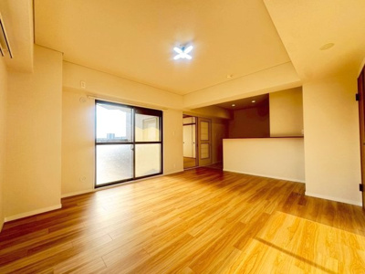 【居間・リビング】 | サンロイヤル池田