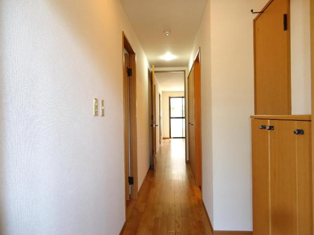 ロイヤルヒルズ向陽Ａ　　 刈谷市近郊の賃貸はクラスホーム刈谷店の内装|廊下（イメージ）