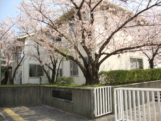 ロイヤルヒルズ向陽Ａ　　 刈谷市近郊の賃貸はクラスホーム刈谷店の周辺|中央小学校まで400ｍ