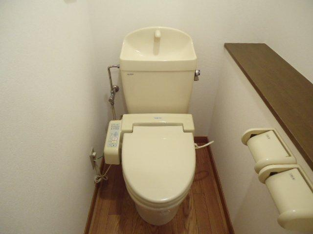 ロイヤルヒルズ向陽Ａ　　 刈谷市近郊の賃貸はクラスホーム刈谷店のトイレ|シャワー付トイレ（イメージ）