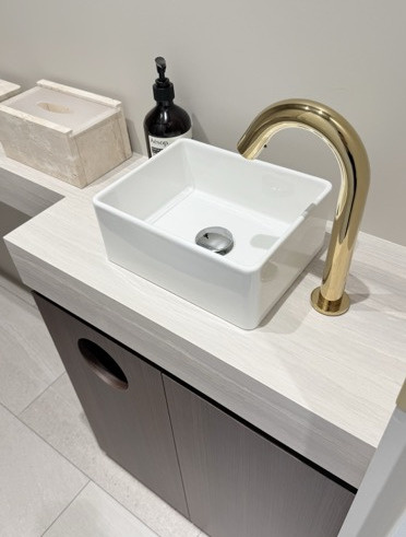 ＧＩＮＺＡ　ＡＲＲＯＷＳ　9F　の洗面所