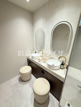 ＧＩＮＺＡ　ＡＲＲＯＷＳ　9F　のトイレ